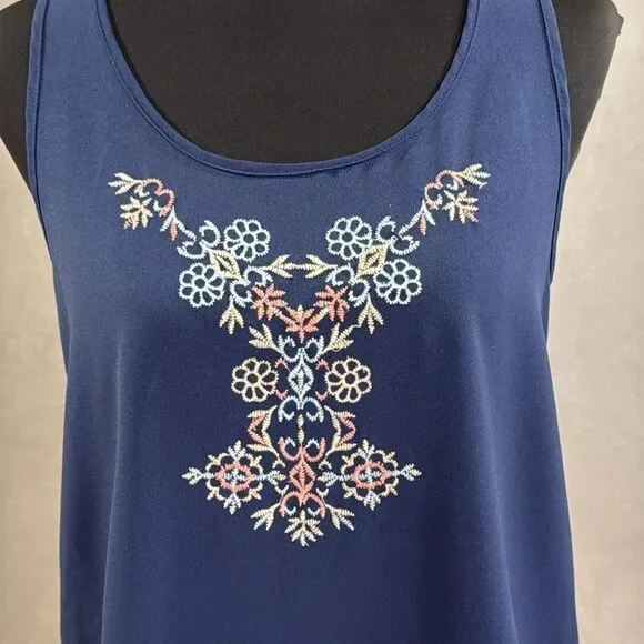 NWOT Yahada Embroidered Tank Top - Picture 3 of 8